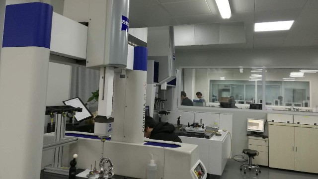 如何打造±0.2°C ±5%RH高精度高低温实验室装修